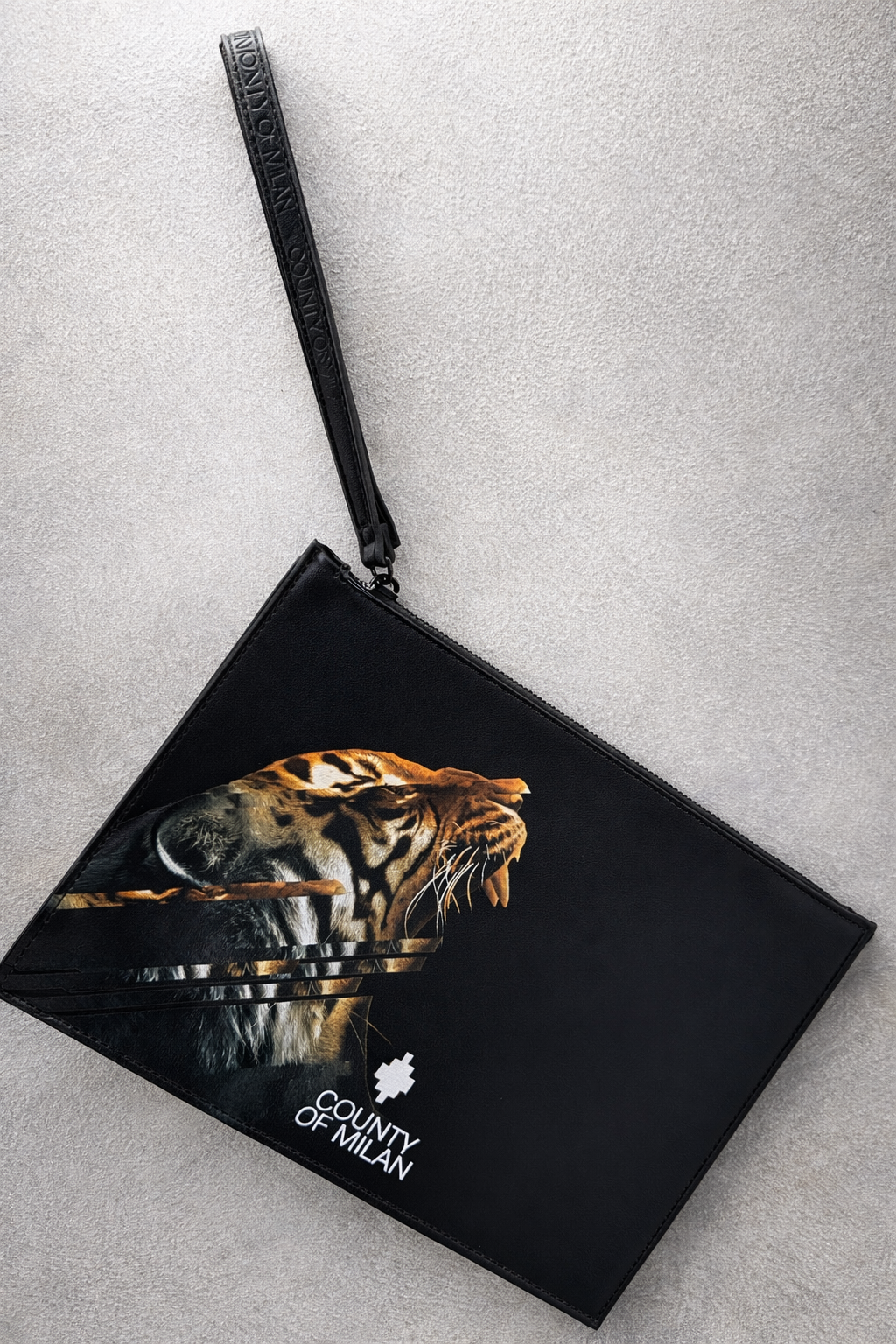 Pochette County of Milan con stampa grafica animalier