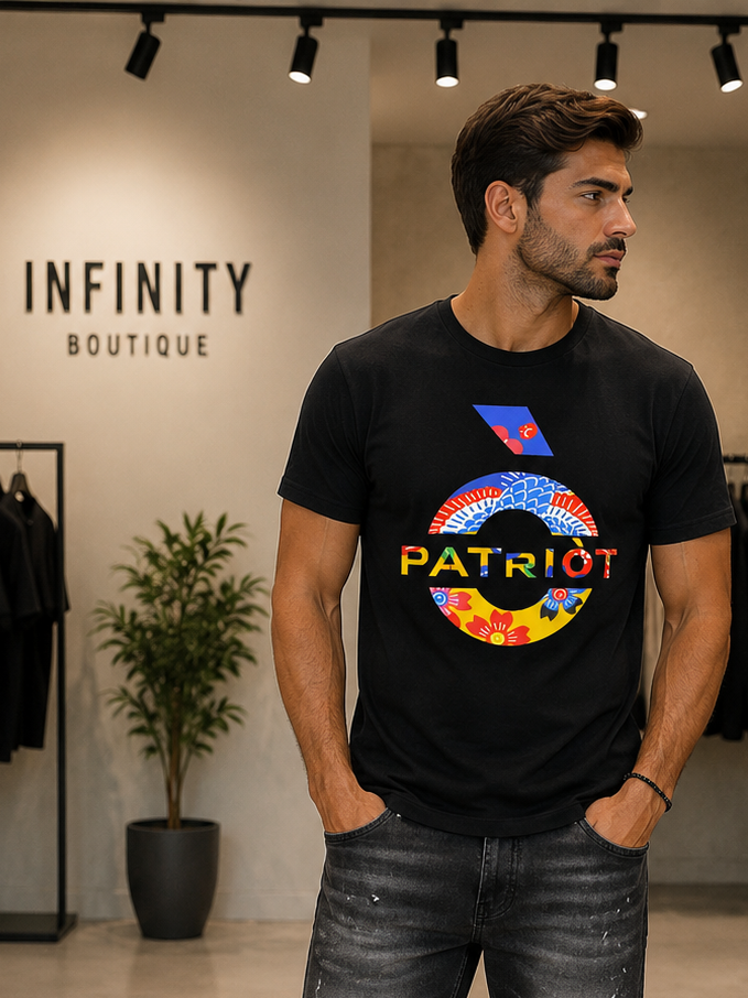 T-Shirt Uomo Patriot Nera con Maxi Logo Multicolor Streetwear